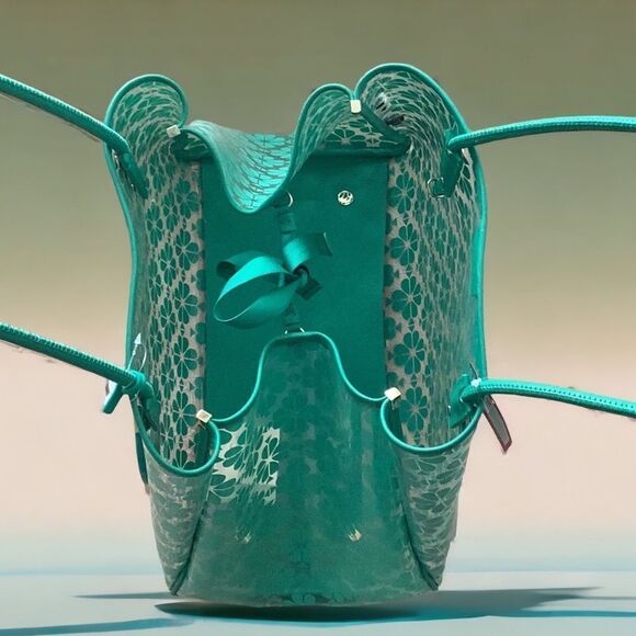 KATE SPADE NWT EXTRA LARGE FIGI GREEN EVERYTHING SEE THROUGH VINYL TOTE HANDBAG - Picture 7 of 10